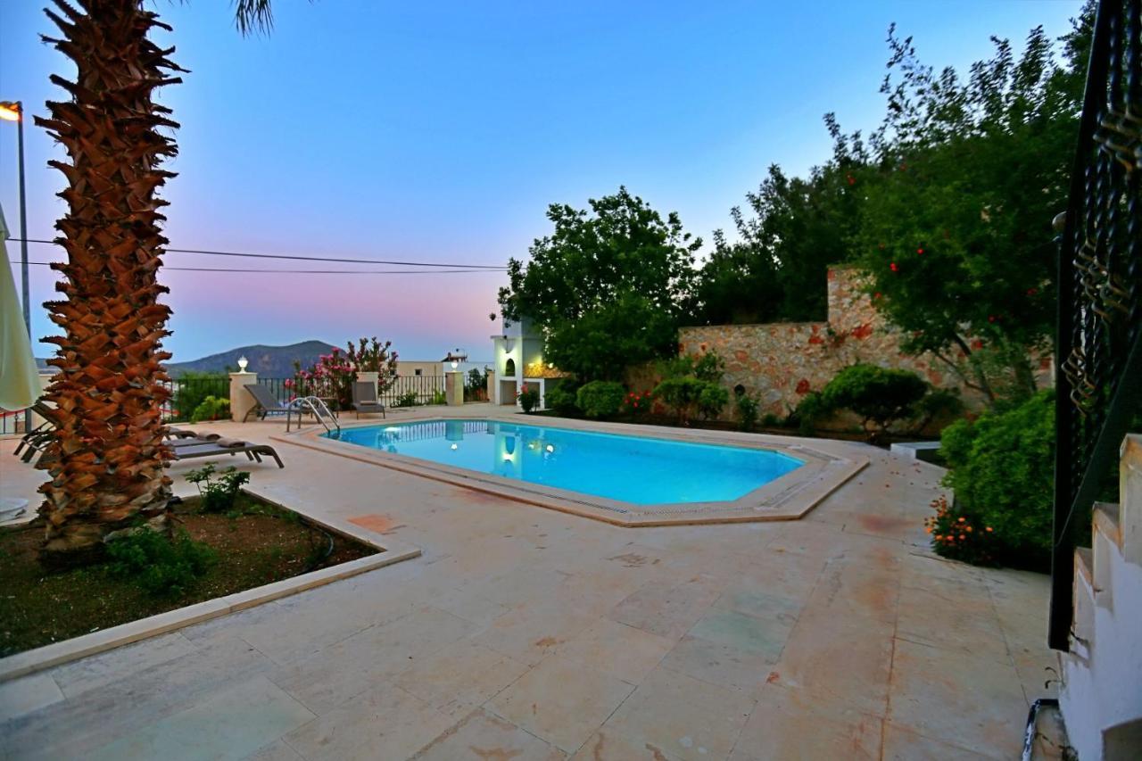 Villa Asya Kalkan Luaran gambar