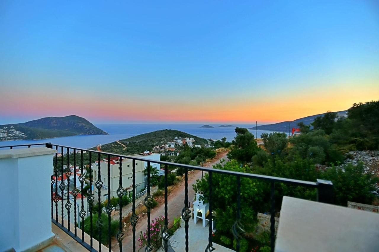 Villa Asya Kalkan Luaran gambar